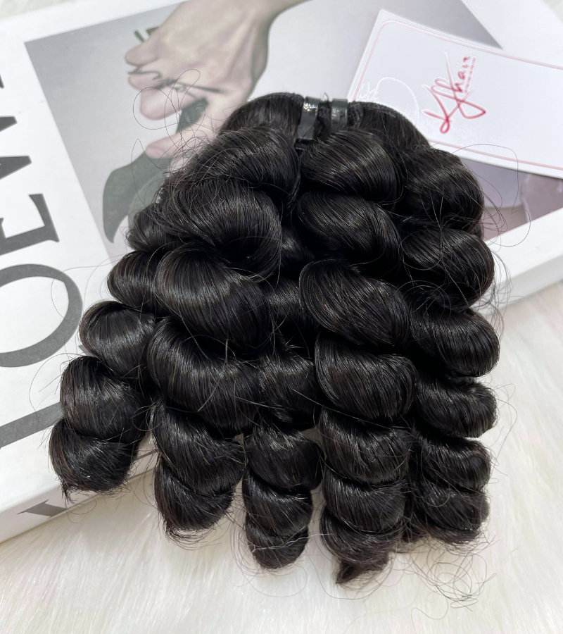 Natural Black Color Ring Curly Remy Human Hair Weft KF52 - Image 3